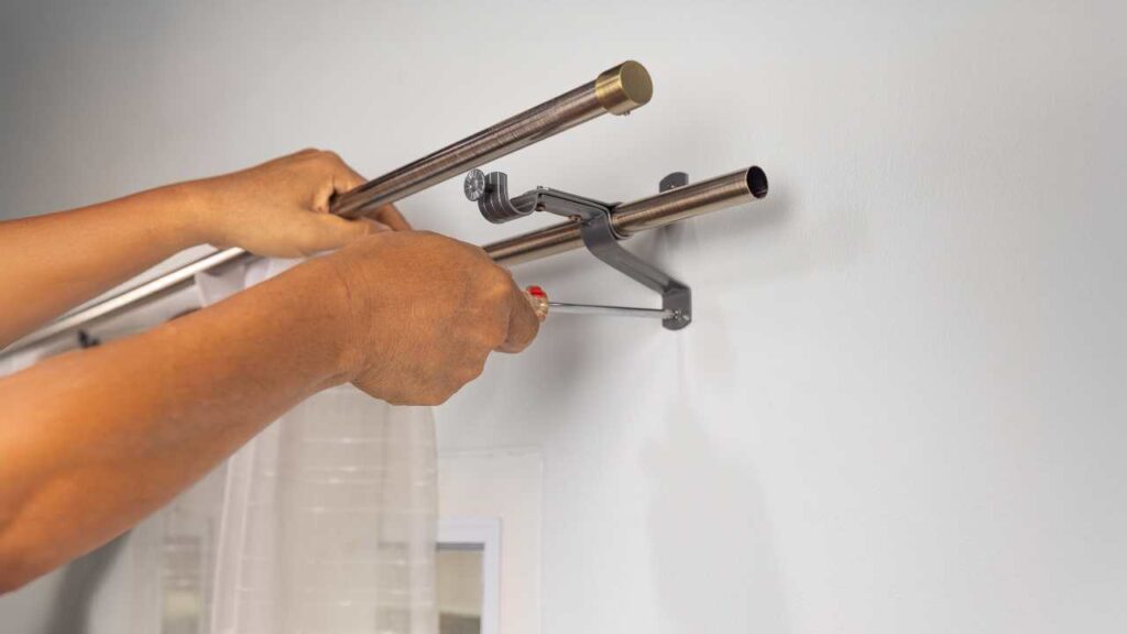 sposoby wieszania firanek