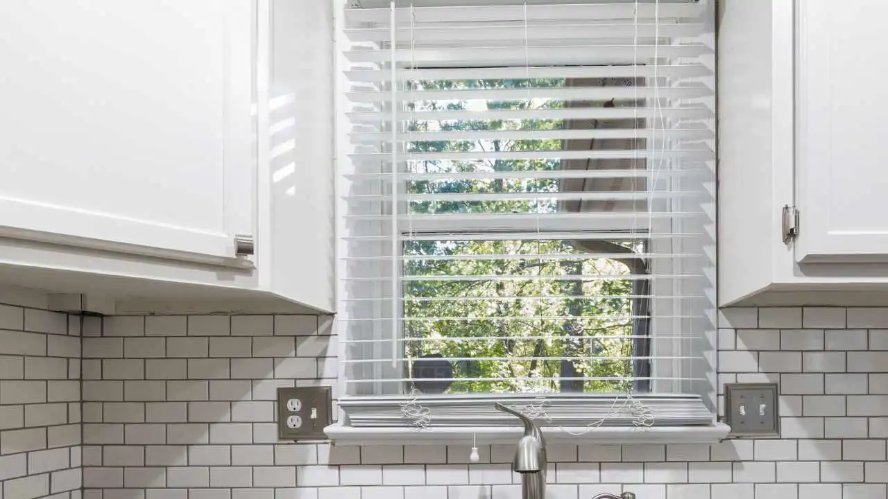 żaluzje-do-kuchni